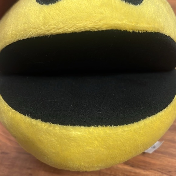 Toy Factory Pac Man Plush 7” Stuffed Yellow Nanco Kids Collectors Toy - Picture 6 of 6